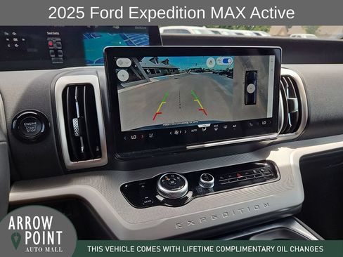 Used 2025 Ford Expedition Max Active AWD/4WD image 24