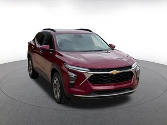 Used 2025 Chevrolet Trax LT FWD video 2