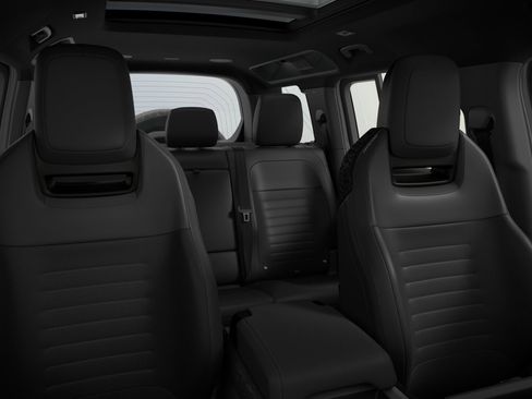 New 2026 Land Rover Defender 110 image 6