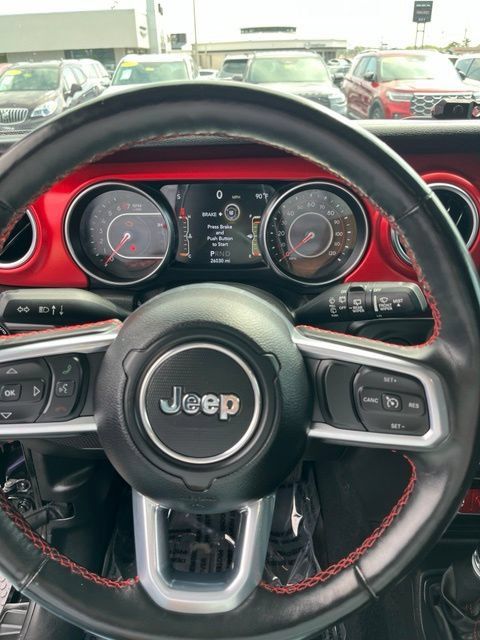 Used 2022 Jeep Wrangler Rubicon w/ Cold Weather Group AWD/4WD image 17