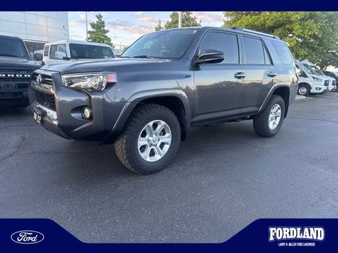 Used 2020 Toyota 4Runner SR5 AWD/4WD image 1
