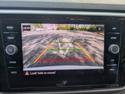 Used 2023 Volkswagen Atlas SE w/ Panoramic Sunroof Package image 42