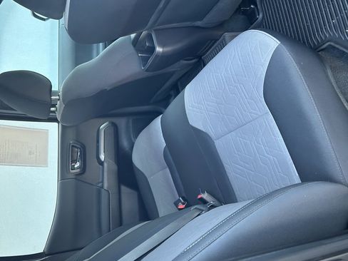 Used 2023 Toyota Tacoma TRD Sport image 12