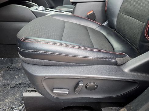 Used 2025 Ford Escape ST-Line FWD image 23