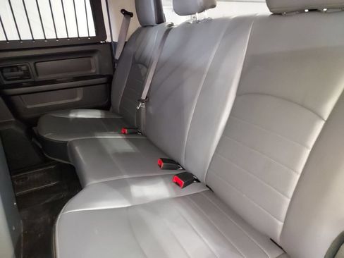 Used 2022 RAM 1500 4x4 Crew Cab Classic image 27