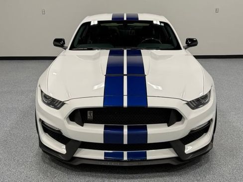 Used 2016 Ford Mustang Shelby GT350 w/ Technology Package RWD image 4