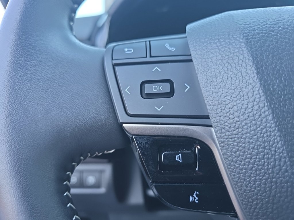 Certified 2026 Toyota Camry SE w/ Convenience Package FWD image 17