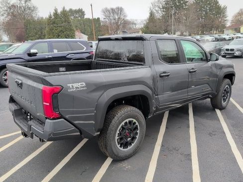 New 2025 Toyota Tacoma TRD Off-Road image 3