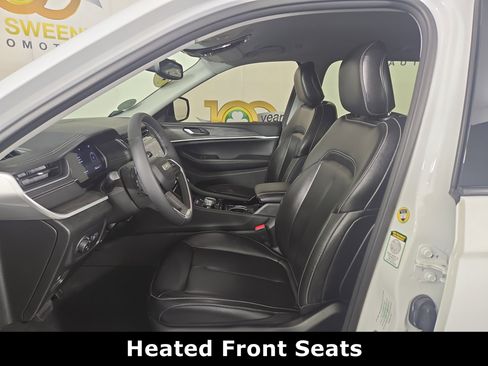 Used 2023 Jeep Grand Cherokee L Limited image 12