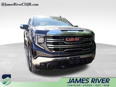 Used 2023 GMC Sierra 1500 SLT AWD/4WD image 6