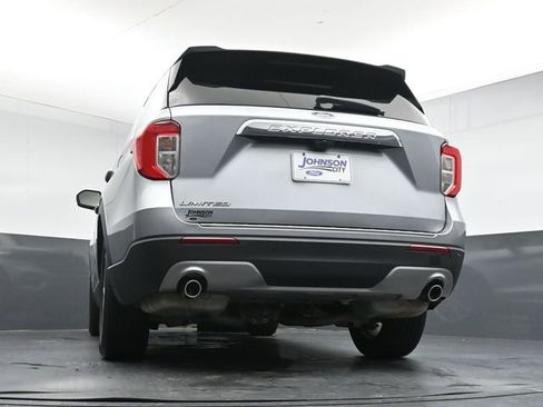 Used 2023 Ford Explorer Limited w/ Equipment Group 301A RWD image 32