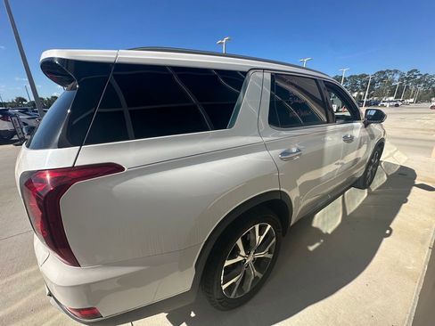Used 2021 Hyundai Palisade SEL w/ Premium Package FWD image 4