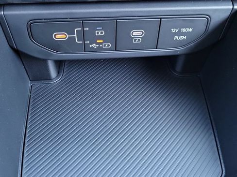 New 2026 Kia K4 FWD image 24