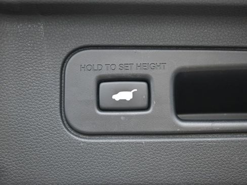 Used 2023 Honda Pilot Elite image 17