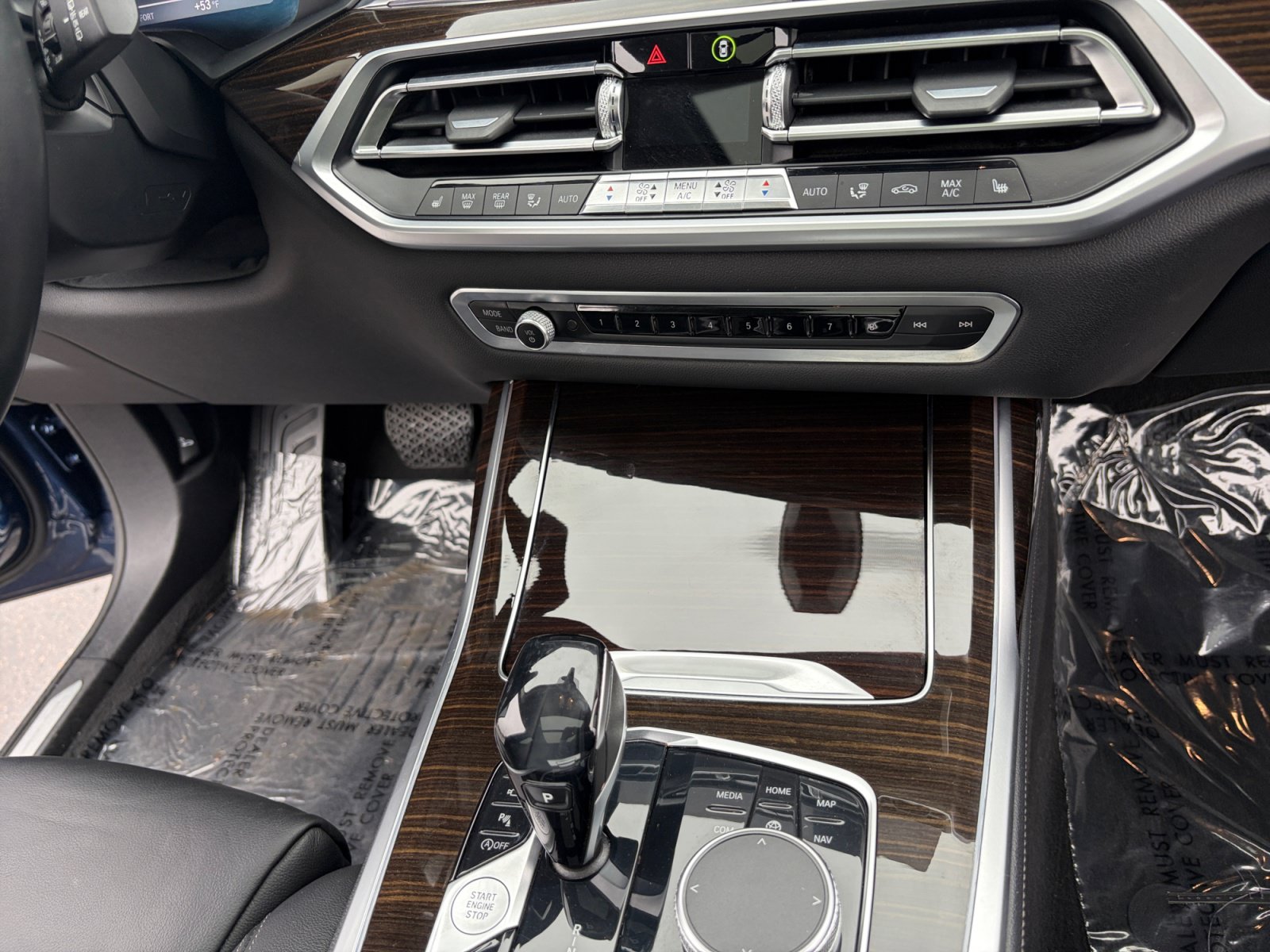 Used 2019 BMW X7 xDrive40i w/ Premium Package AWD/4WD image 19