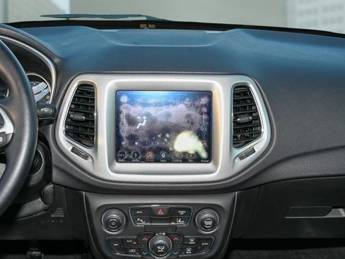 Used 2020 Jeep Compass Latitude w/ Popular Equipment Group image 21