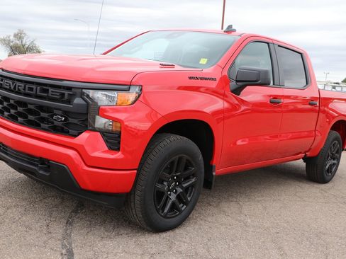 New 2026 Chevrolet Silverado 1500 Custom w/ LPO, Dark Essentials Package image 3