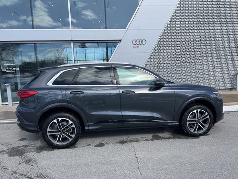 Used 2025 Audi Q5 Premium Plus w/ Premium Plus image 18