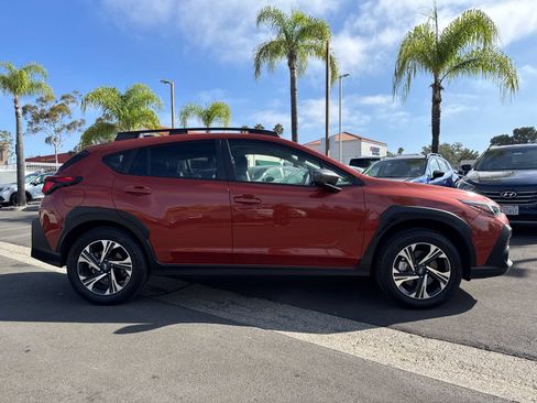 Certified 2025 Subaru Crosstrek 2.5i Premium AWD/4WD image 5