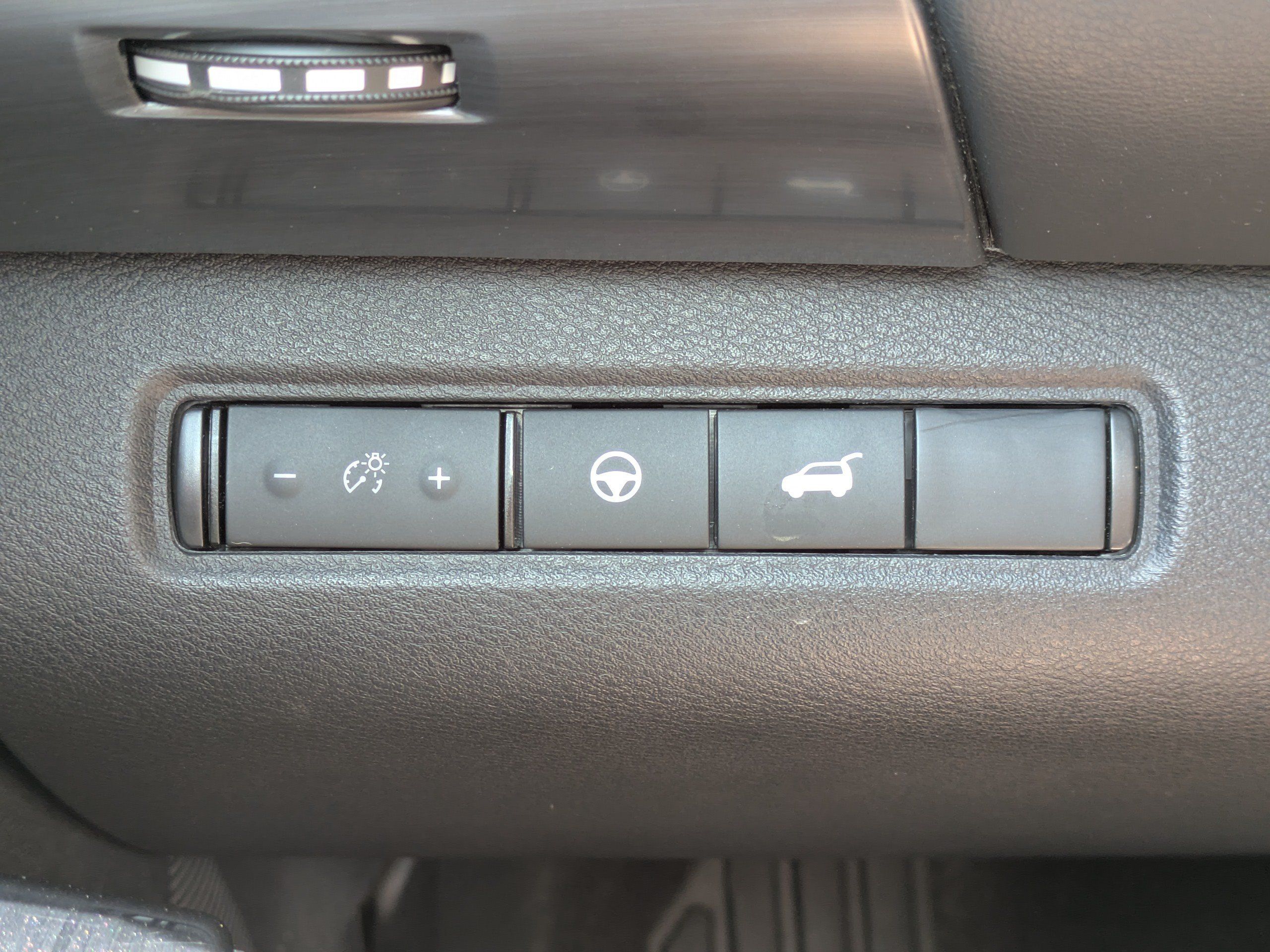 Used 2023 Nissan Pathfinder SL FWD image 29