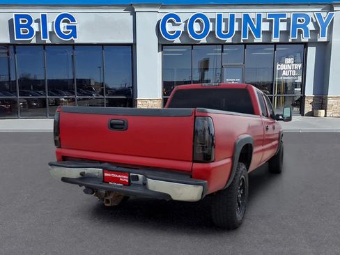 Used 2003 GMC Sierra 2500 SLE w/ Skid Plate Package AWD/4WD image 6