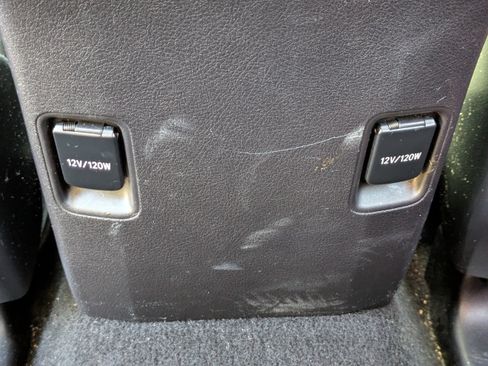 Used 2016 Toyota 4Runner Limited image 15