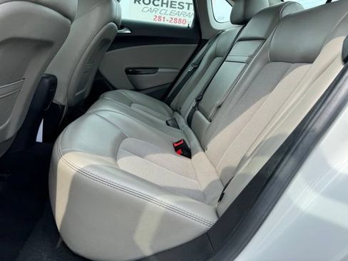 Used 2014 Buick Verano FWD image 8
