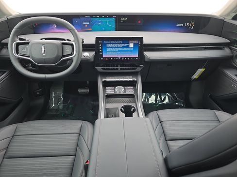 New 2026 Lincoln Nautilus Reserve AWD/4WD image 9