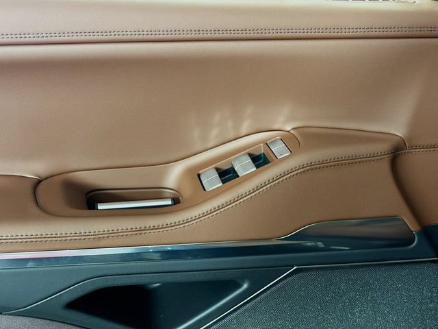 New 2026 Lincoln Navigator Reserve AWD/4WD image 18