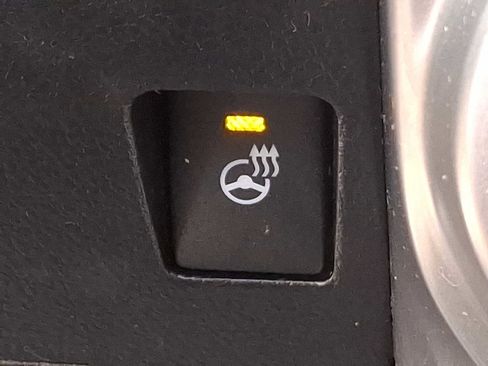 Used 2023 Toyota 4Runner Limited image 28