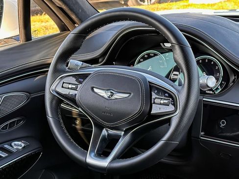 Used 2022 Genesis GV70 3.5T Sport w/ Sport Prestige Package image 32