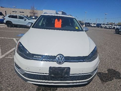 Used 2019 Volkswagen Golf Alltrack SEL AWD/4WD image 2