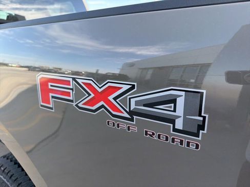New 2026 Ford F350 XLT w/ XLT Premium Package AWD/4WD image 11