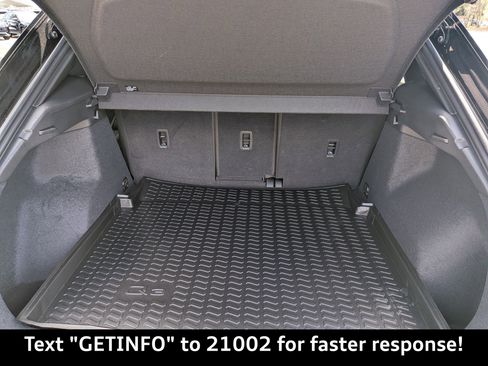 Used 2025 Audi Q3 2.0T Premium w/ Convenience Package image 16