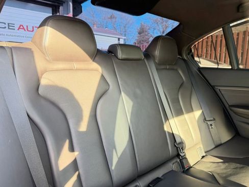 Used 2015 BMW M3 Sedan image 26