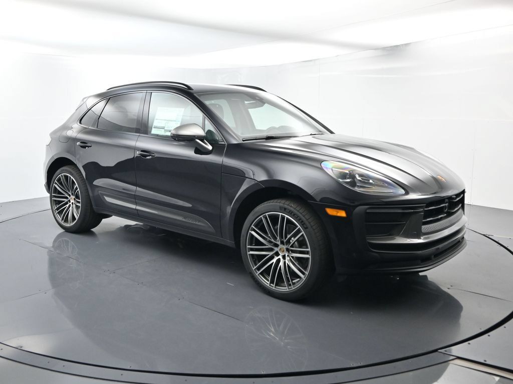Certified 2026 Porsche Macan Turbo AWD/4WD image 17