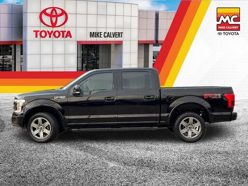 Used 2018 Ford F150 Lariat w/ Equipment Group 502A Luxury AWD/4WD image 2