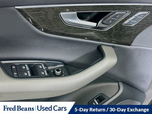 Used 2025 Audi Q7 2.0T Premium w/ Convenience Package image 19