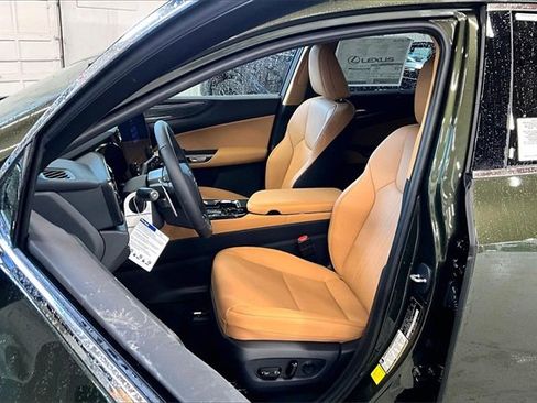 New 2026 Lexus NX 350h AWD w/ Premium Package image 9