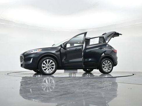 Certified 2022 Ford Escape Titanium w/ Titanium Elite Package image 56