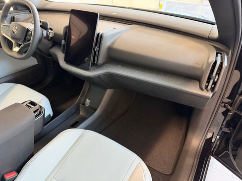 New 2026 Volvo EX30 Ultra w/ Climate Package image 32