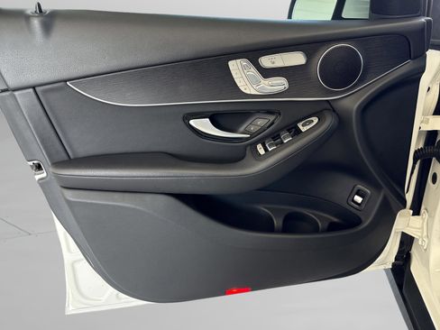 Certified 2021 Mercedes-Benz GLC 300 GLC 300 image 23