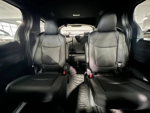 New 2026 Toyota Sienna XLE Woodland Edition AWD/4WD image 13