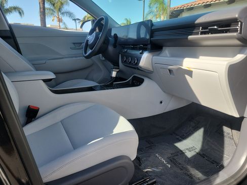 Certified 2026 Hyundai Kona SE FWD image 21