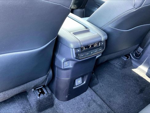 Used 2026 Toyota Grand Highlander AWD image 35