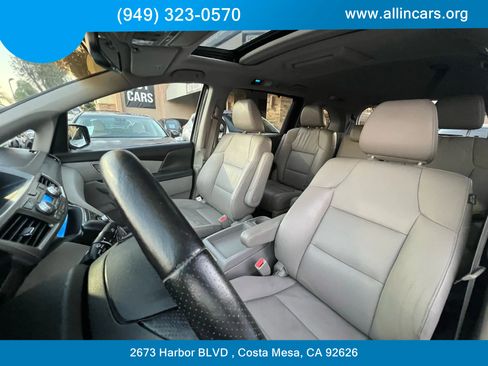 Used 2012 Honda Odyssey Touring image 7