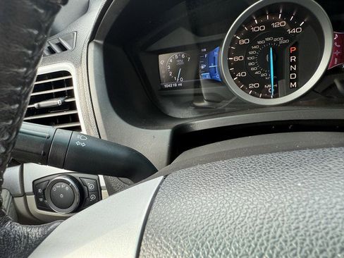 Used 2012 Ford Explorer XLT image 25