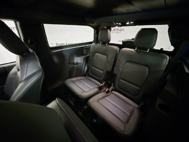 Used 2025 Ford Bronco Badlands AWD/4WD image 24