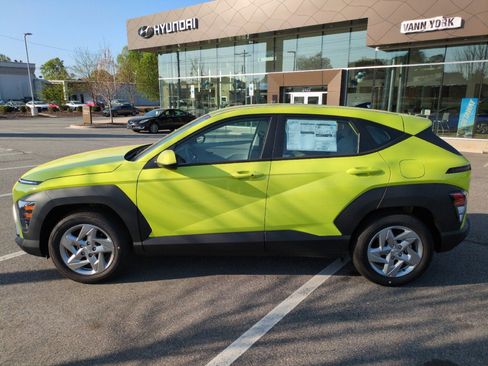 New 2026 Hyundai Kona SE FWD image 4