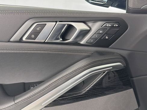 New 2026 BMW X6 xDrive40i w/ Climate Comfort Package image 17